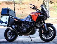 KTM 1290 SUPER ADVENTURE S KTM 1290 SUPER ADVENTURE S