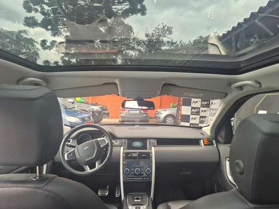 LAND ROVER-DISCOVERY SPORT-2017