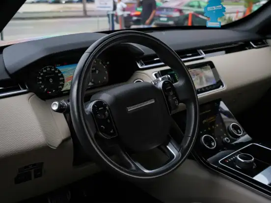 LAND ROVER-RANGE ROVER VELAR-2.0 P300 GASOLINA R-DYNAMIC SE AUTOMÁTICO LAND ROVER-RANGE ROVER VELAR-2019