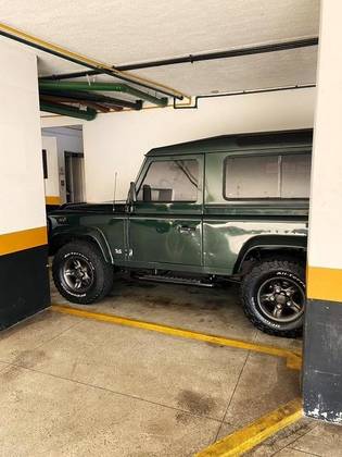 LAND ROVER DEFENDER 2.5 90 CSW 4X4 TURBO INTERCOOLER DIESEL 2P MANUAL