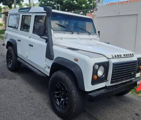 LAND ROVER DEFENDER 2.5 COUNTY SW 110 4X4 TURBO DIESEL 4P MANUAL