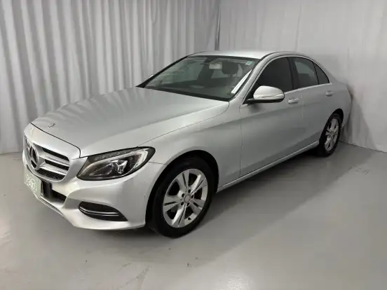 MERCEDES-BENZ-C 180-1.6 CGI EXCLUSIVE 16V TURBO GASOLINA 4P AUTOMÁTICO MERCEDES-BENZ-C 180-2015