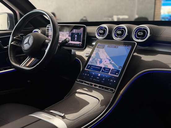 MERCEDES-BENZ-C 300-2024
