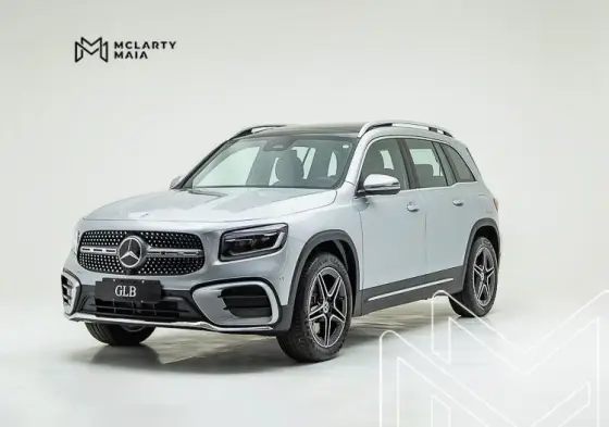 MERCEDES-BENZ GLB 220 2.0 MHEV AMG LINE 4MATIC 8G-DCT MERCEDES-BENZ GLB 220 2.0 MHEV AMG LINE 4MATIC 8G-DCT