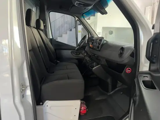 MERCEDES-BENZ-SPRINTER-2.0 CDI DIESEL FURGÃO 315 STREET EXTRA LONGO MANUAL MERCEDES-BENZ-SPRINTER-2024