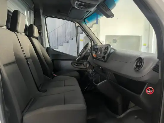 MERCEDES-BENZ-SPRINTER-2.0 CDI DIESEL FURGÃO 315 STREET EXTRA LONGO MANUAL MERCEDES-BENZ-SPRINTER-2024
