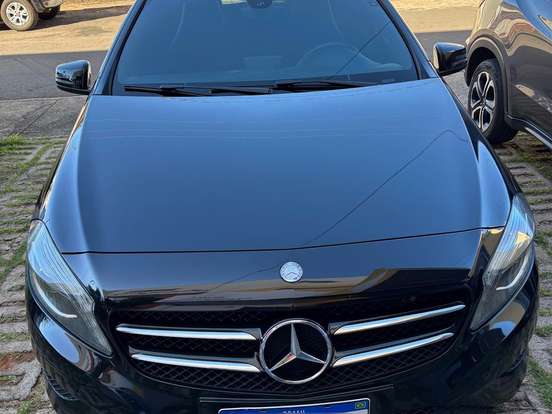 MERCEDES-BENZ-A 200-1.6 TURBO URBAN 16V GASOLINA 4P AUTOMÁTICO MERCEDES-BENZ-A 200-2015