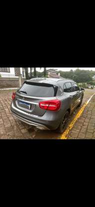 MERCEDES-BENZ-GLA 200-2015