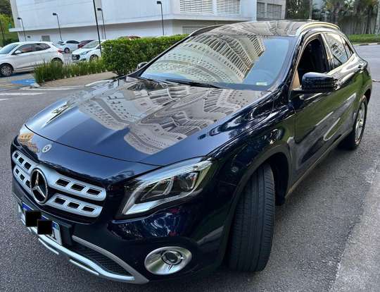 MERCEDES-BENZ-GLA 200-2018