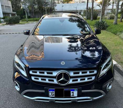 MERCEDES-BENZ-GLA 200-2018