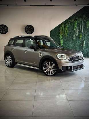 MINI-COUNTRYMAN-2019