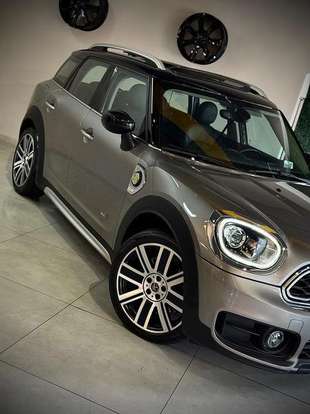 MINI-COUNTRYMAN-2019