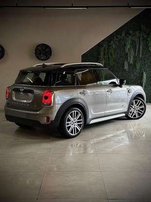 MINI-COUNTRYMAN-2019