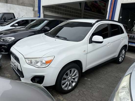 MITSUBISHI-ASX-2014