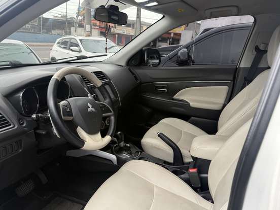 MITSUBISHI-ASX-2014