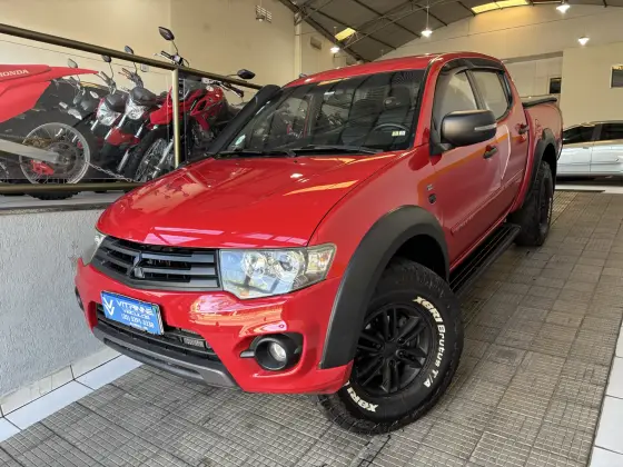 MITSUBISHI L200 TRITON 3.2 HPE 4X4 CD 16V TURBO INTERCOOLER DIESEL 4P AUTOMÁTICO MITSUBISHI L200 TRITON 3.2 HPE 4X4 CD 16V TURBO INTERCOOLER DIESEL 4P AUTOMÁTICO