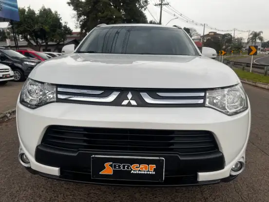 MITSUBISHI-OUTLANDER-2.0 16V GASOLINA 4P AUTOMÁTICO MITSUBISHI-OUTLANDER-2013