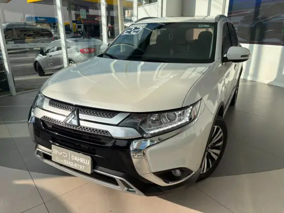 MITSUBISHI OUTLANDER 2.0 MIVEC GASOLINA HPE AUTOMÁTICO