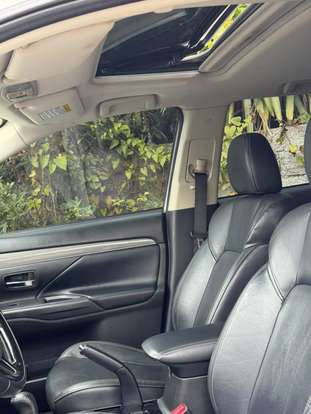 MITSUBISHI-OUTLANDER-2018