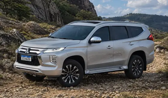 MITSUBISHI PAJERO SPORT 2.4 16V MIVEC TURBO DIESEL HPE AWD AUTOMÁTICO MITSUBISHI PAJERO SPORT 2.4 16V MIVEC TURBO DIESEL HPE AWD AUTOMÁTICO