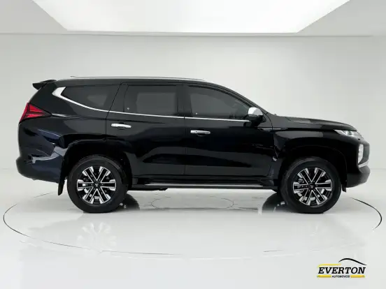 MITSUBISHI-PAJERO SPORT-2.4 16V MIVEC TURBO DIESEL HPE-S AWD AUTOMÁTICO MITSUBISHI-PAJERO SPORT-2022