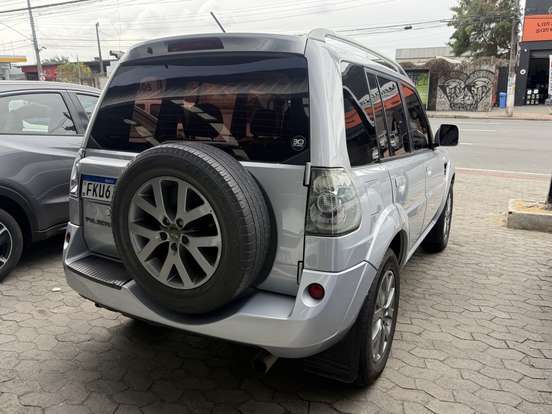 MITSUBISHI-PAJERO TR4-2013
