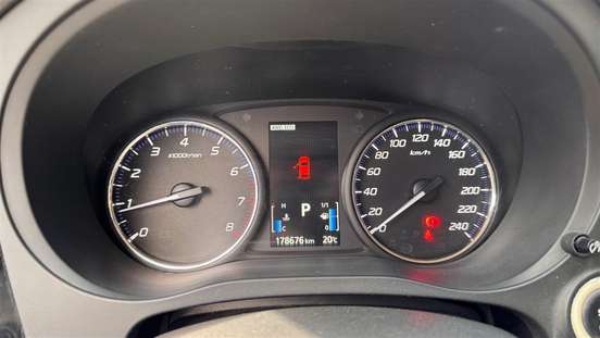 MITSUBISHI-OUTLANDER-3.0 GT 4X4 V6 24V GASOLINA 4P AUTOMÁTICO MITSUBISHI-OUTLANDER-2015