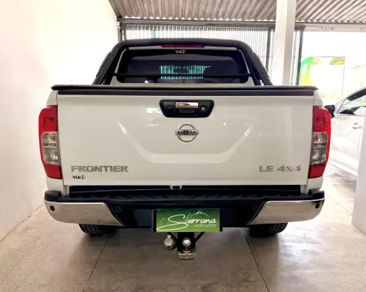 NISSAN-FRONTIER-2021