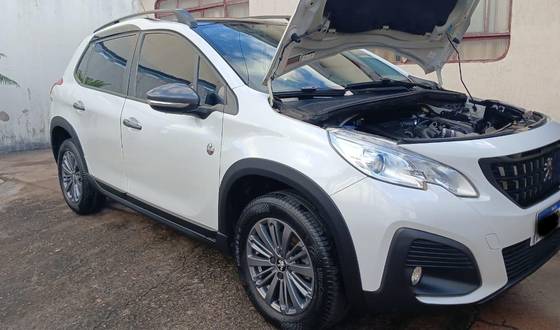 PEUGEOT 2008 1.6 16V THP FLEX SKYWALKER 4P AUTOMÁTICO