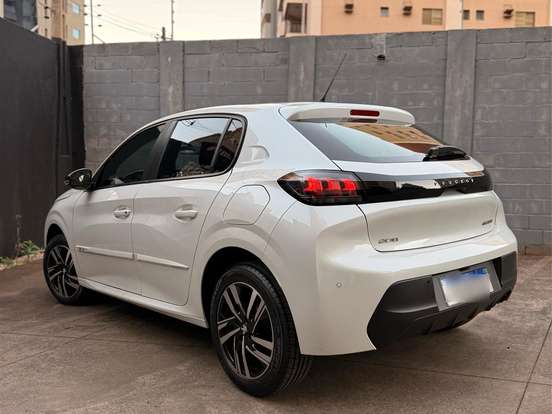 PEUGEOT-208-1.0 TURBO 200 FLEX ALLURE CVT PEUGEOT-208-2023