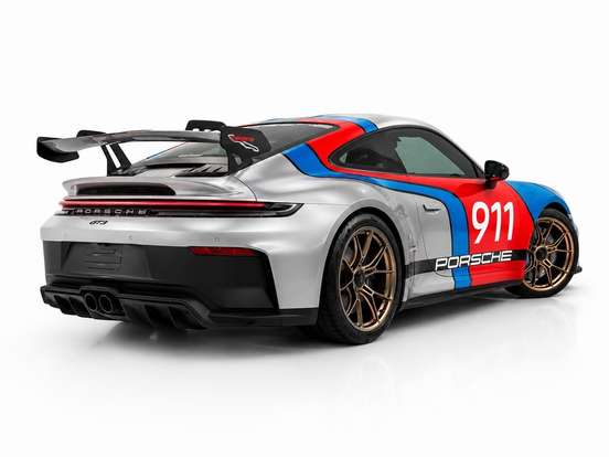 PORSCHE-911-2025