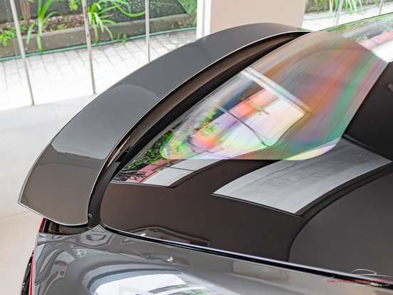 PORSCHE-MACAN-2024