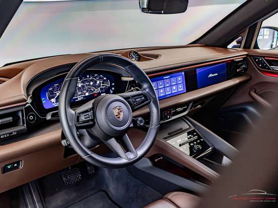 PORSCHE-MACAN-2024