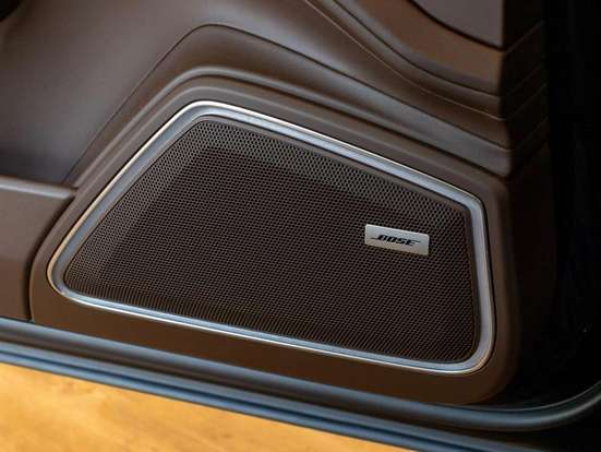 PORSCHE-PANAMERA-2022