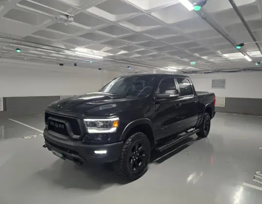 RAM 1500 5.7 V8 GASOLINA REBEL CD 4X4 AUTOMÁTICO RAM 1500 5.7 V8 GASOLINA REBEL CD 4X4 AUTOMÁTICO