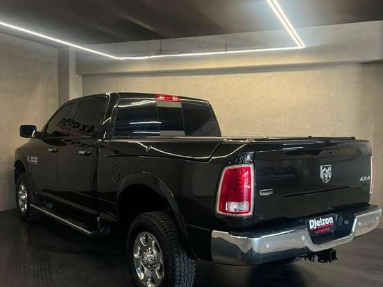 RAM-2500-6.7 LARAMIE 4X4 CD I6 TURBO DIESEL 4P AUTOMÁTICO RAM-2500-2017