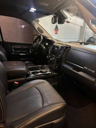 RAM-2500-6.7 LARAMIE 4X4 CD I6 TURBO DIESEL 4P AUTOMÁTICO RAM-2500-2017