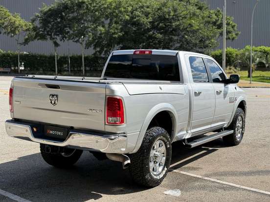 RAM-2500-6.7 LARAMIE 4X4 CD I6 TURBO DIESEL 4P AUTOMÁTICO RAM-2500-2018