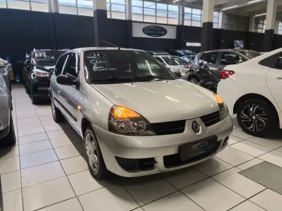 RENAULT CLIO 1.0 16V FLEX 2P MANUAL