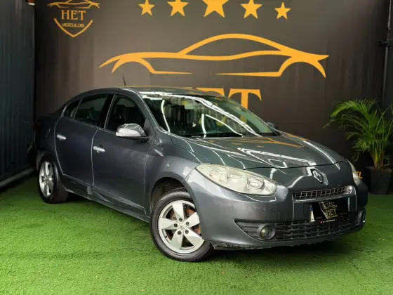 RENAULT FLUENCE 2.0 DYNAMIQUE 16V FLEX 4P AUTOMÁTICO RENAULT FLUENCE 2.0 DYNAMIQUE 16V FLEX 4P AUTOMÁTICO