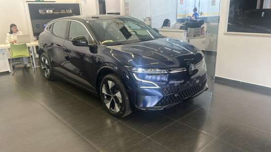 RENAULT-MEGANE-60 KW ELÉTRICO E-TECH EV60 RENAULT-MEGANE-2025