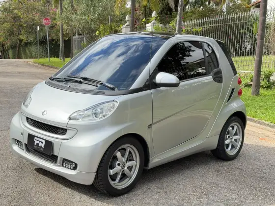 SMART FORTWO 1.0 COUPE 3 CILINDROS TURBO GASOLINA 2P AUTOMÁTICO SMART FORTWO 1.0 COUPE 3 CILINDROS TURBO GASOLINA 2P AUTOMÁTICO