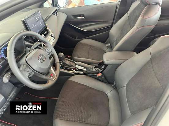 TOYOTA-COROLLA-2026