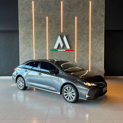 TOYOTA-COROLLA-2023