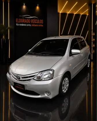 TOYOTA ETIOS 1.5 XS 16V FLEX 4P MANUAL TOYOTA ETIOS 1.5 XS 16V FLEX 4P MANUAL