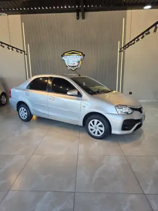 TOYOTA ETIOS 1.5 XS SEDAN 16V FLEX 4P AUTOMÁTICO TOYOTA ETIOS 1.5 XS SEDAN 16V FLEX 4P AUTOMÁTICO