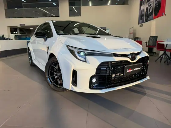 TOYOTA GR COROLLA 1.6 TURBO GASOLINA CIRCUIT GR-FOUR MANUAL TOYOTA GR COROLLA 1.6 TURBO GASOLINA CIRCUIT GR-FOUR MANUAL