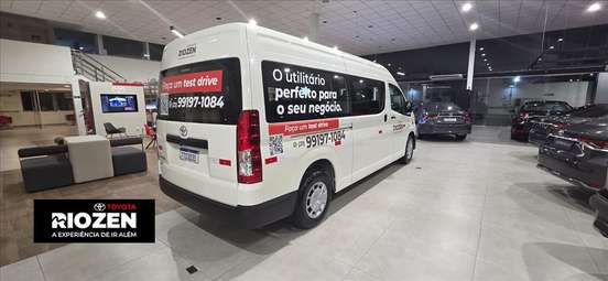 TOYOTA-HIACE-2026