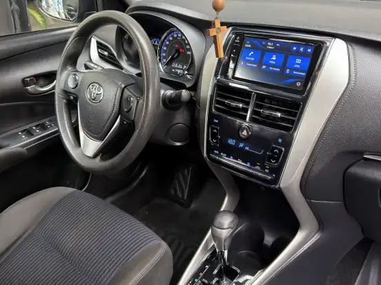 TOYOTA-YARIS-1.5 16V FLEX SEDAN XL PLUS TECH MULTIDRIVE TOYOTA-YARIS-2018