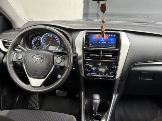 TOYOTA-YARIS-1.5 16V FLEX SEDAN XL PLUS TECH MULTIDRIVE TOYOTA-YARIS-2018